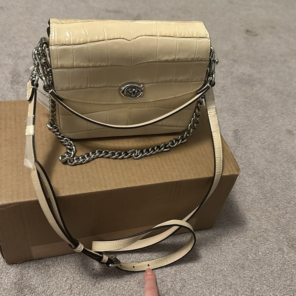 Coach Cassie Crossbody Croc Leather Bag NWT - Picture 2 of 8